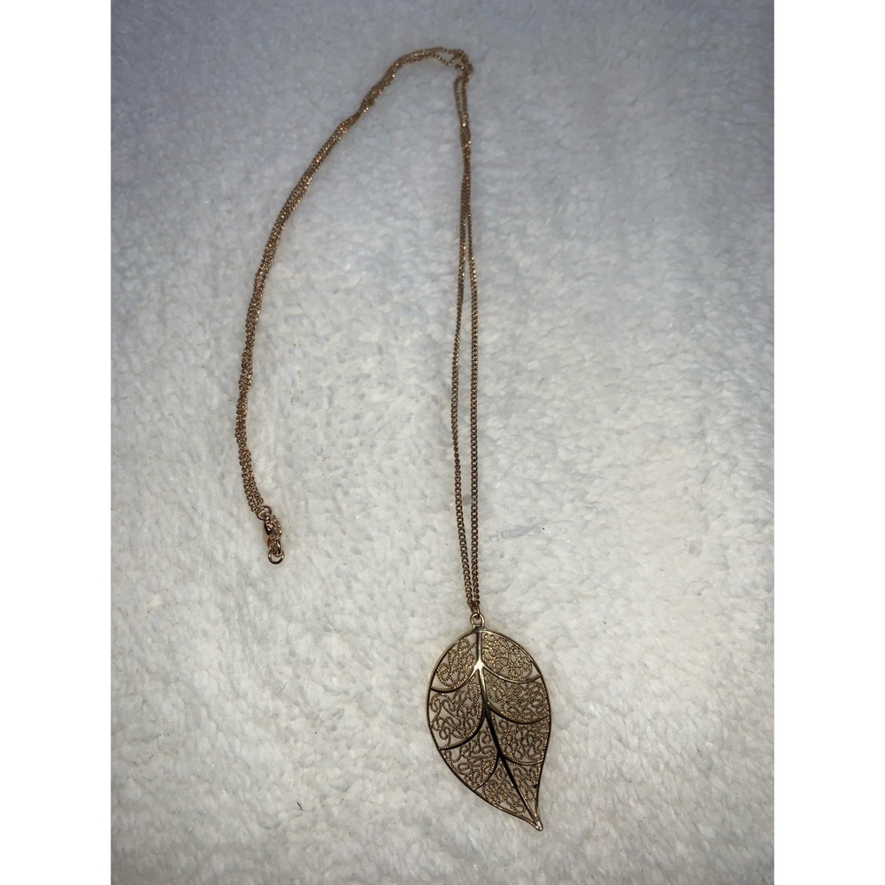 Gold necklace